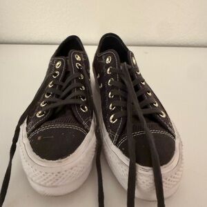 Converse- Dark Gray Platform converse with knit pattern